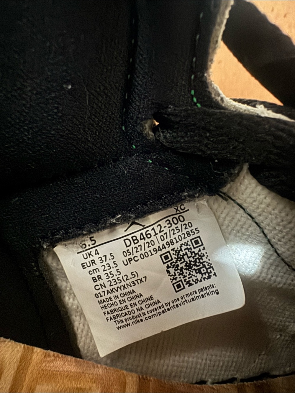 Wms Jordan 1 Lucky Green - Picture 4 of 5